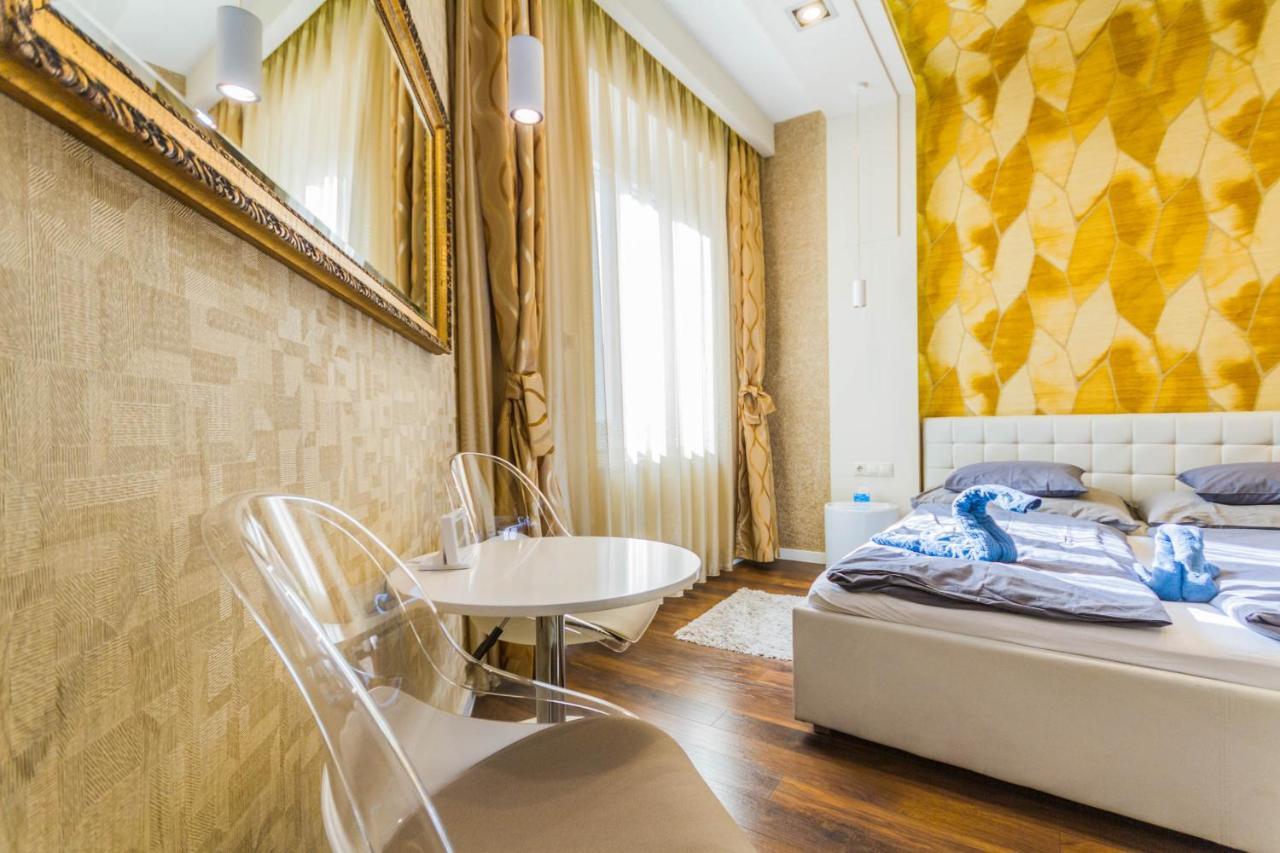 Chain Bridge Studio Apartment Budapest Ngoại thất bức ảnh