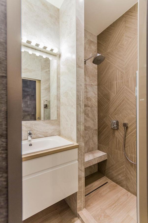 Chain Bridge Studio Apartment Budapest Ngoại thất bức ảnh