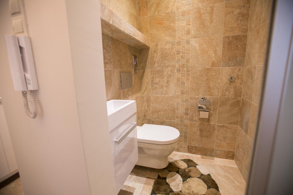 Chain Bridge Studio Apartment Budapest Ngoại thất bức ảnh